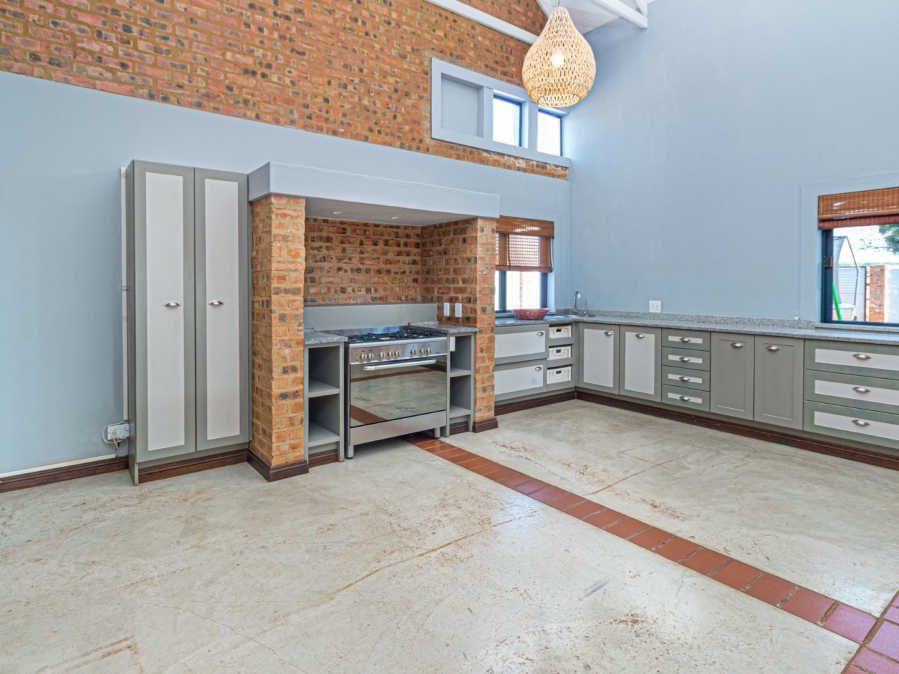 3 Bedroom Property for Sale in The Coves North West